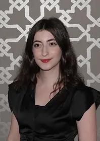 Olivia Wander headshot